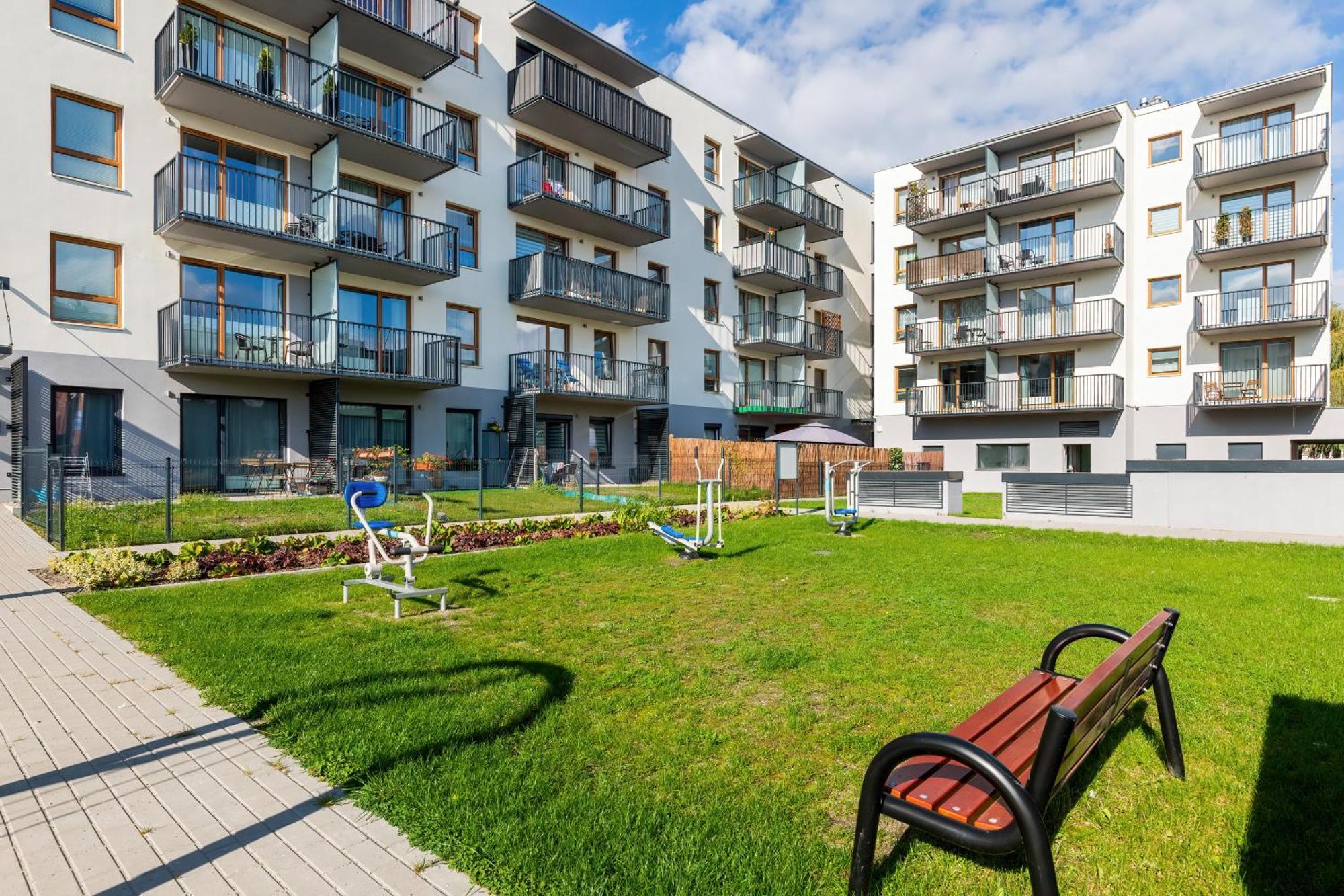 Color Apartments Apartament Black & White كولوبرزيغ المظهر الخارجي الصورة