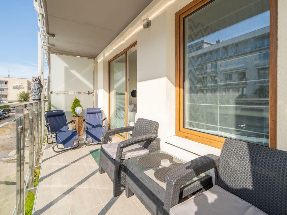 Color Apartments Apartament Black & White كولوبرزيغ المظهر الخارجي الصورة